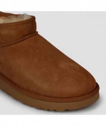 Classici stivali UGG Super Mini in pelle scamosciata