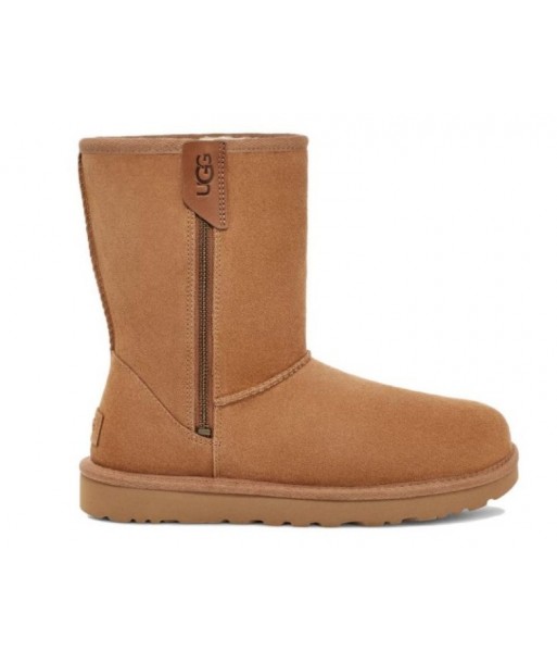 UGG Classic Short Bailey Zip ‘Chestnut’